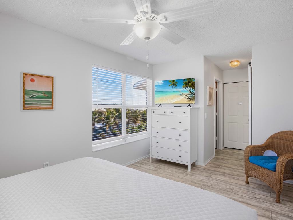 Primary Bedroom, King