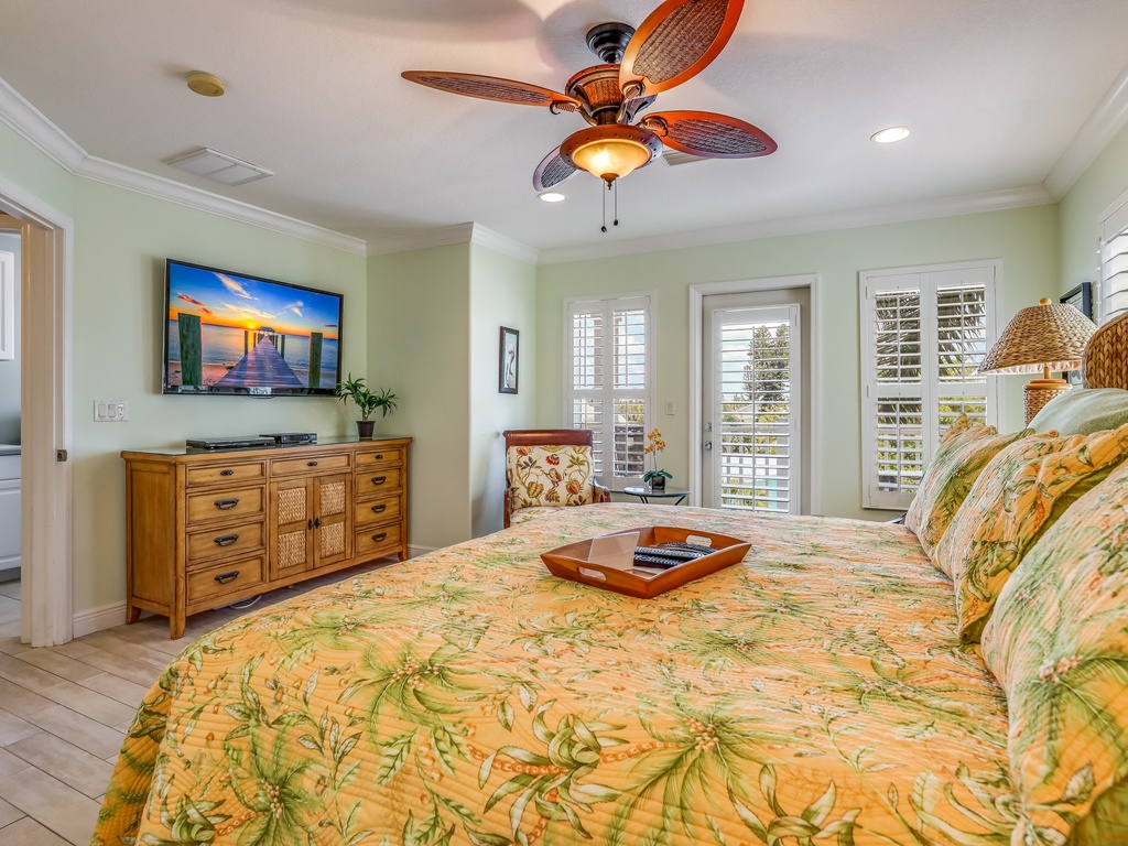 Primary Bedroom,3rd floor-King