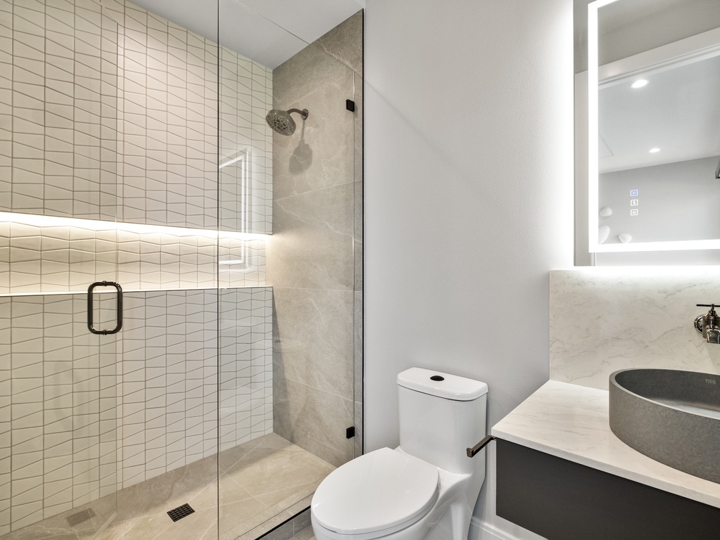 Primary Bathroom, Ensuite