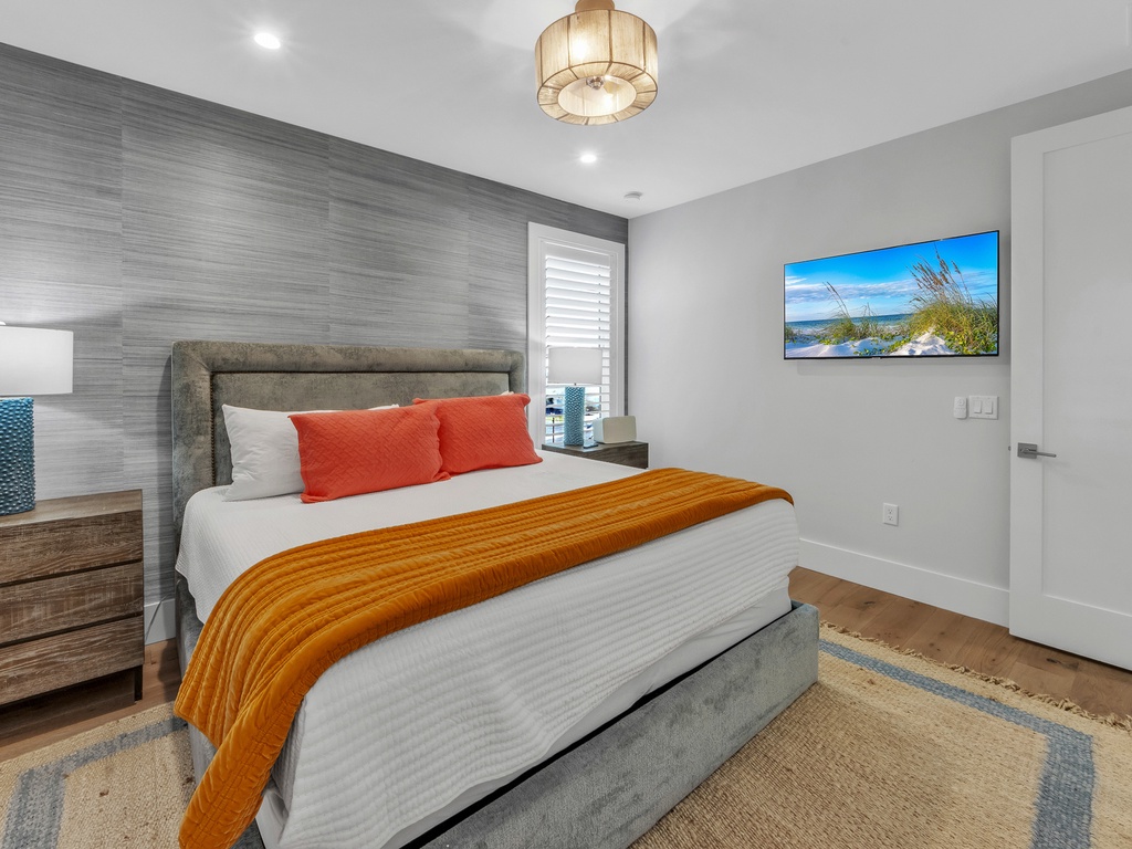 Third Bedroom - King