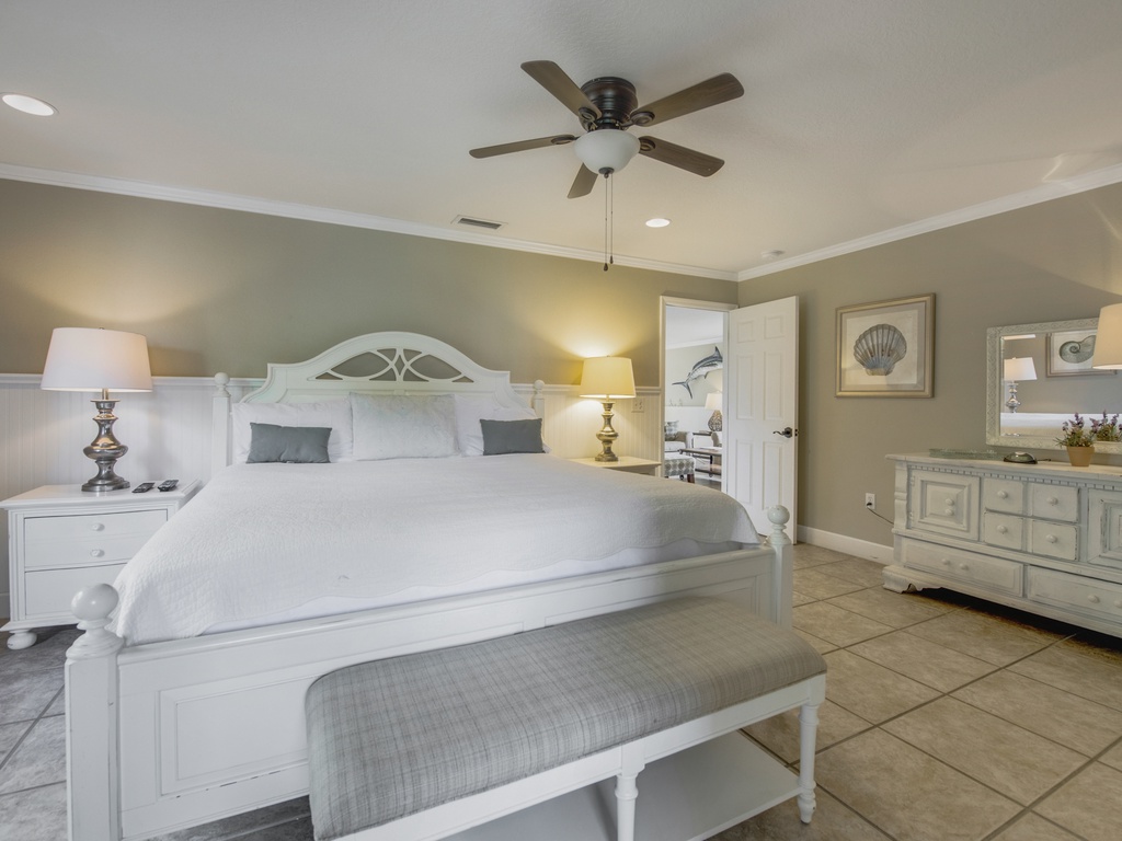 Second Bedroom - King