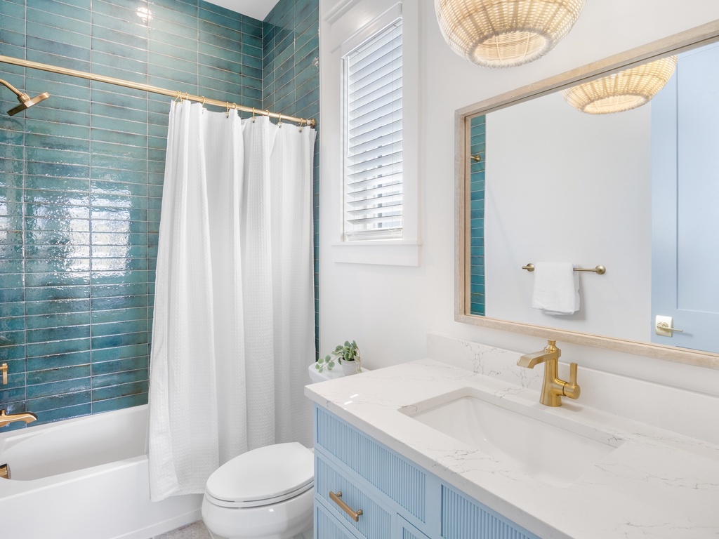 Second Bathroom, Ensuite