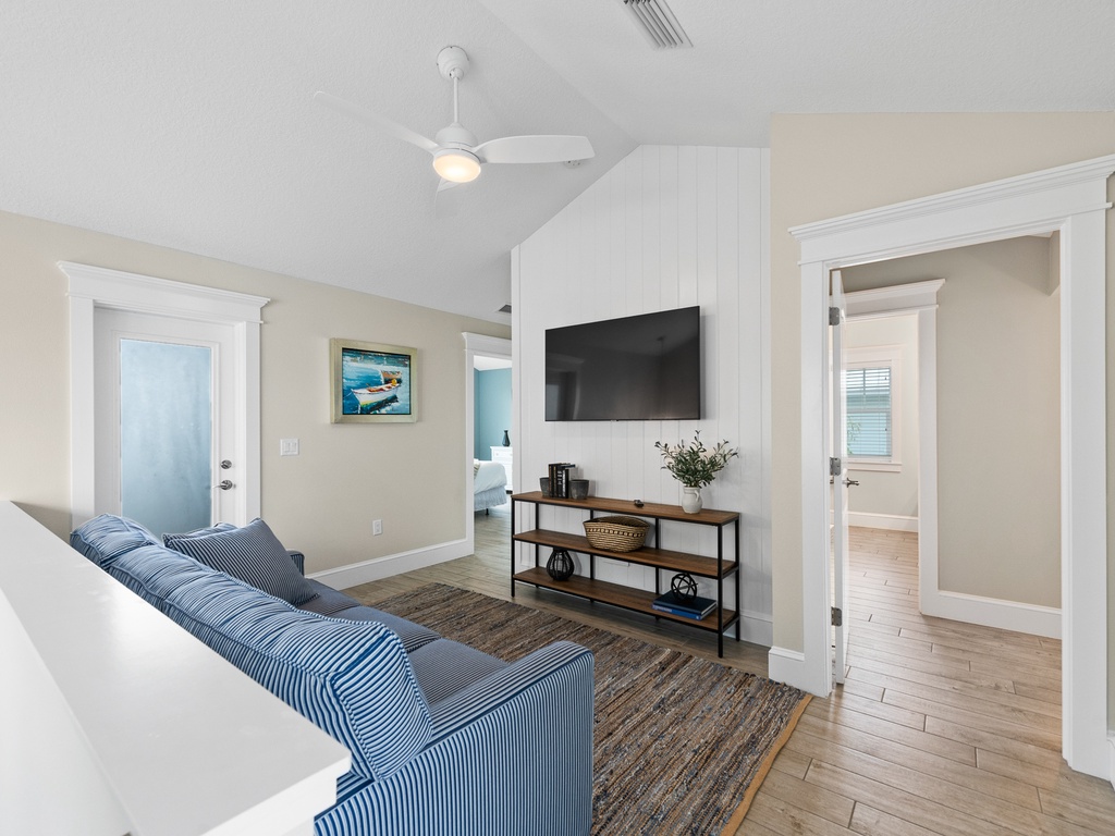 Second Floor Living Area