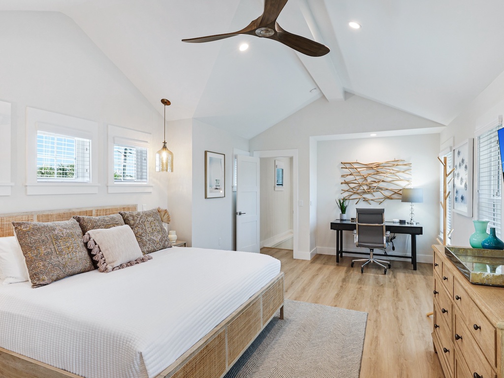 Primary Bedroom, King