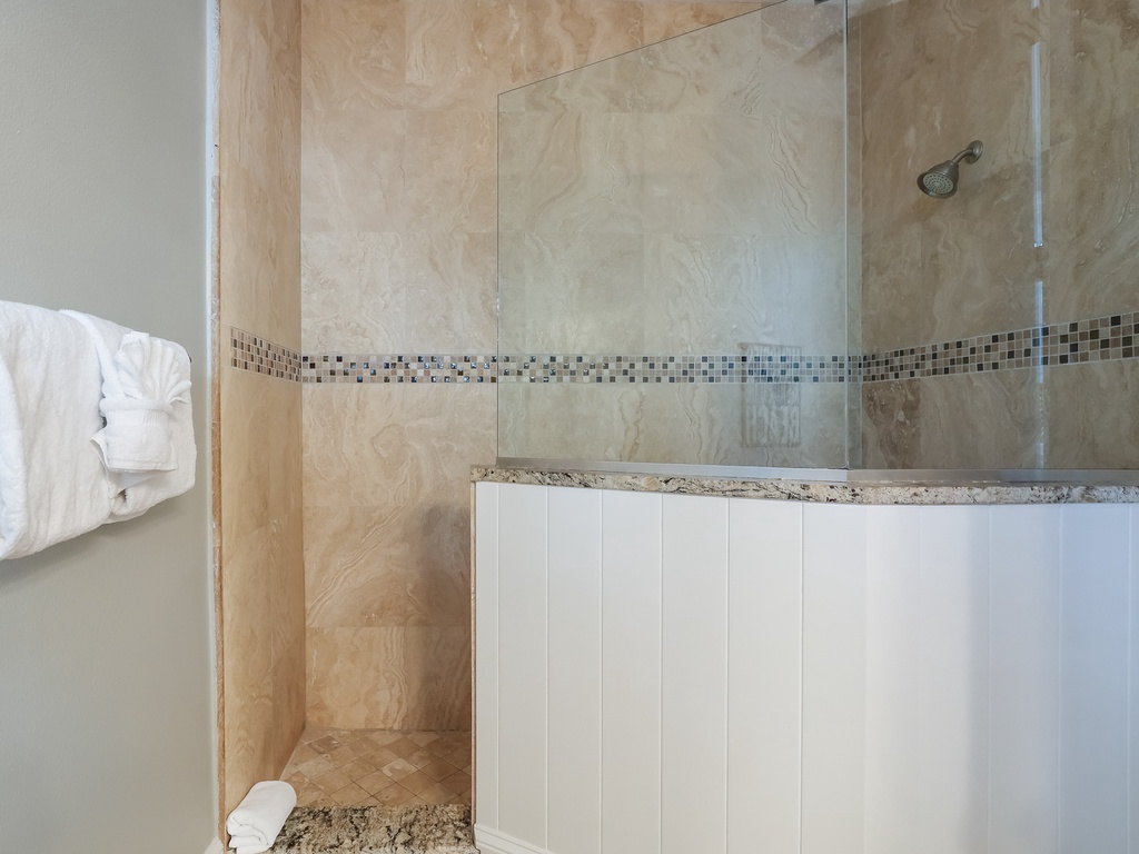 Second Bedroom (2nd Floor), Ensuite Bathroom