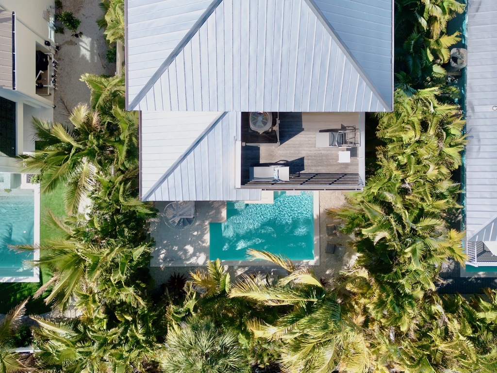 The Oasis at Palmetto by AMI Locals