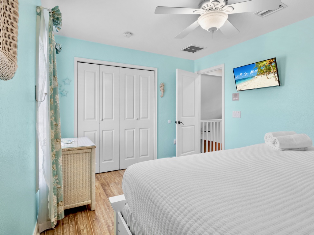 Second Bedroom - King