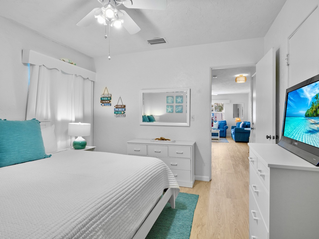 Primary Bedroom - King