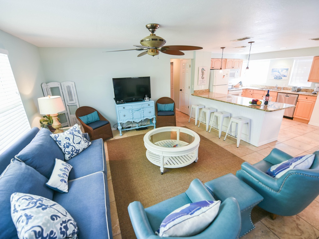 Open living area with flat screen TV