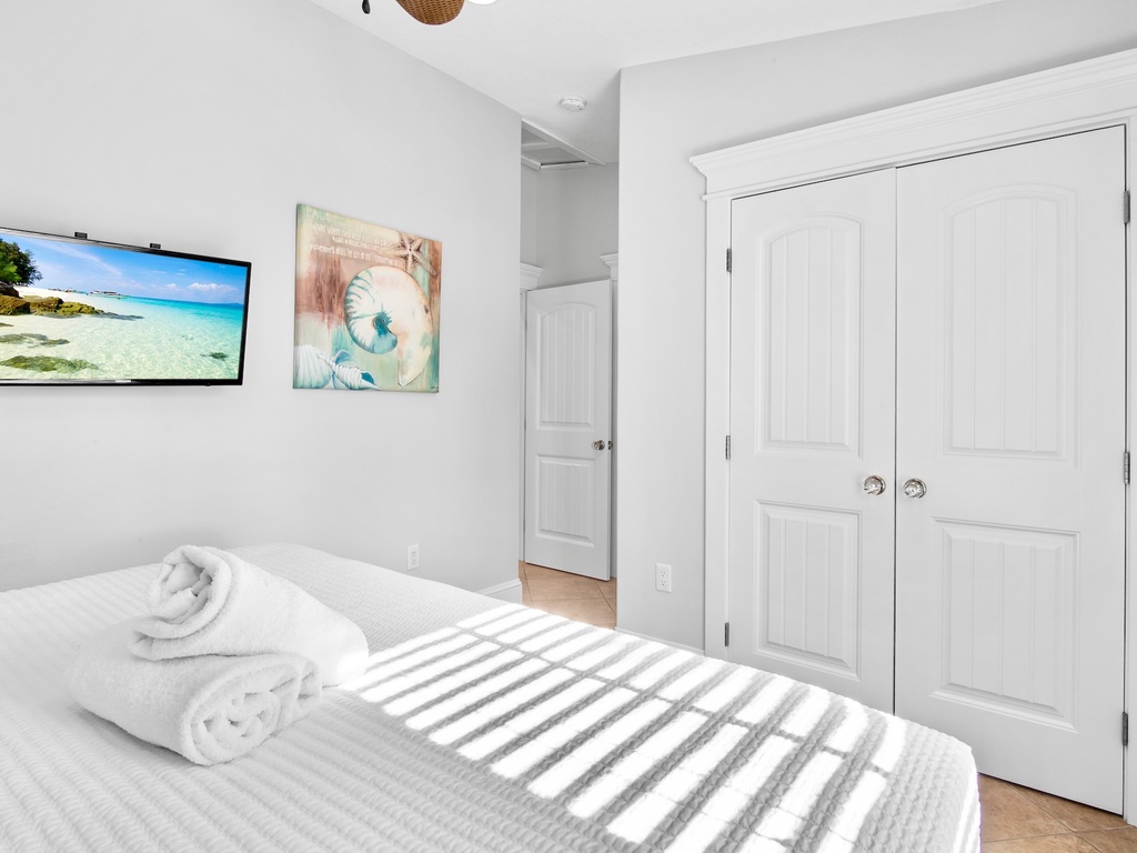 Primary Bedroom, King