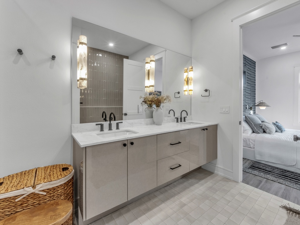 Primary Bathroom - Ensuite