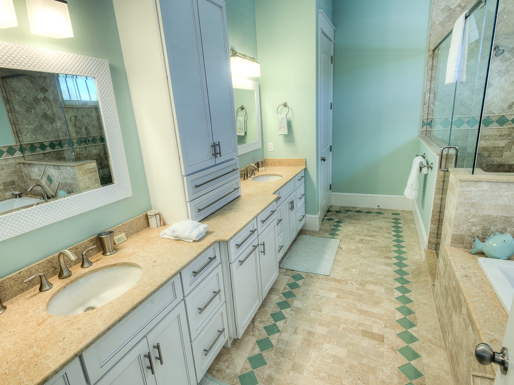 Primary Ensuite Bathroom