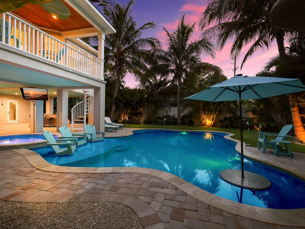 Private Pool and Spa