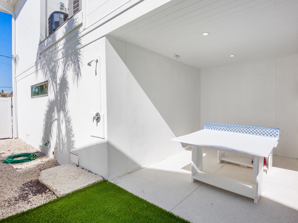 Outdoor Shower, Outdoor Recreation