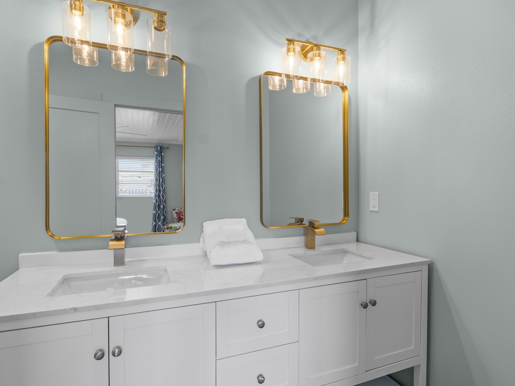 Second Bathroom, Ensuite