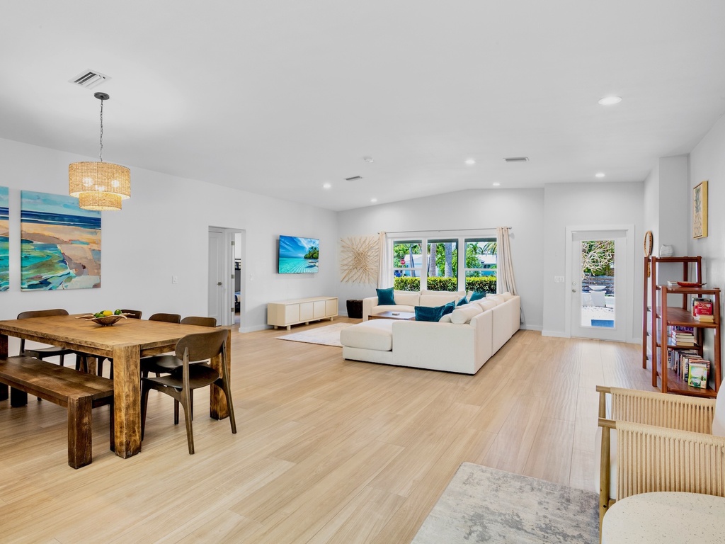 Spacious Lounge Area