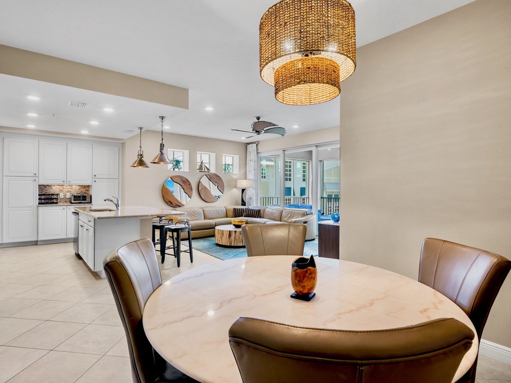 Dining Space for Group Gatherings