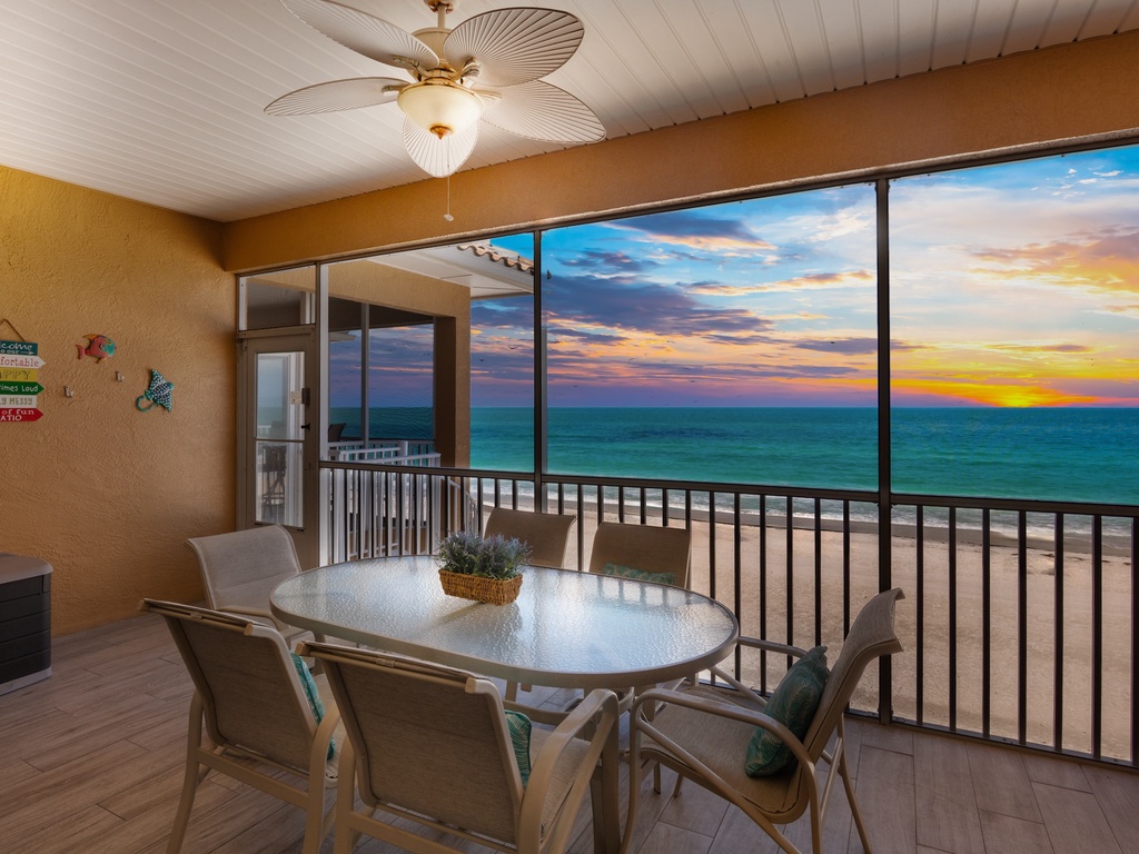 Balcony, Dining Area