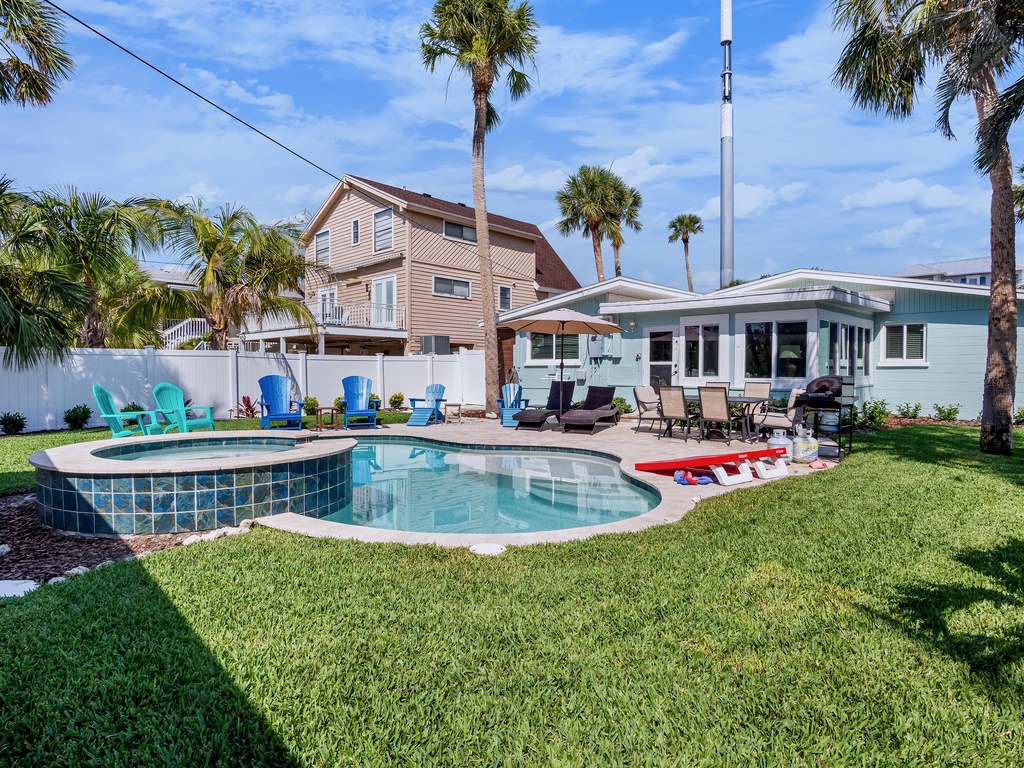 Private Pool and Spa