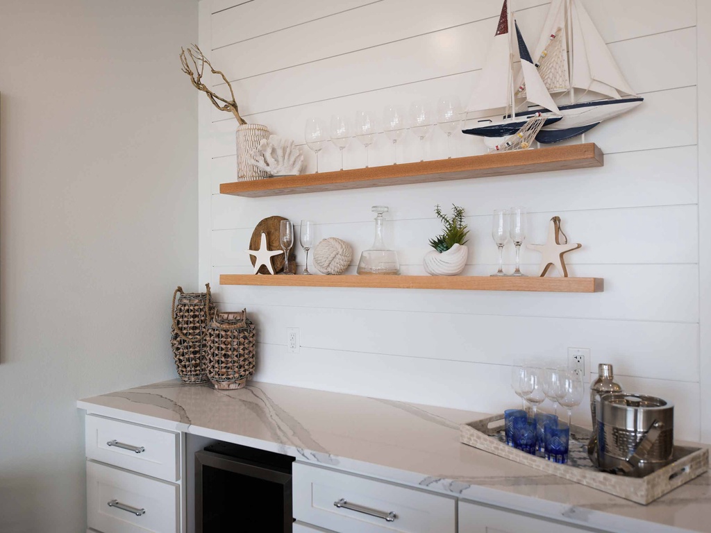 Mini Bar