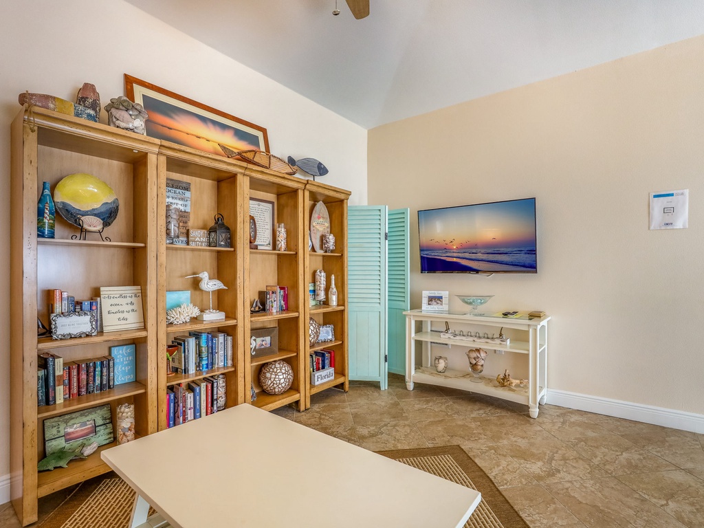Bonus Loft with Books