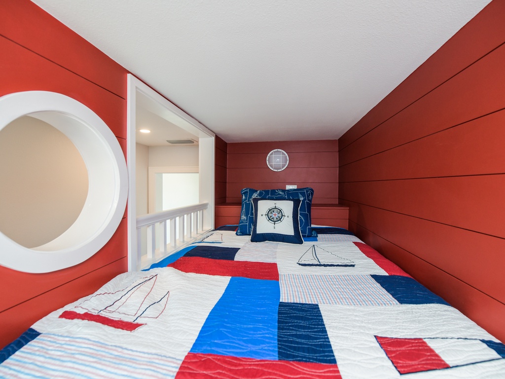 Seventh Bedroom, Twin/Twin Bunk