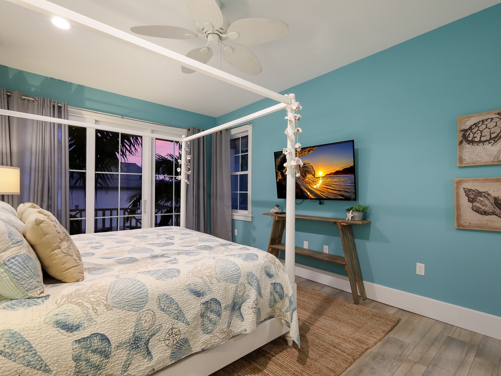 Primary Bedroom - King