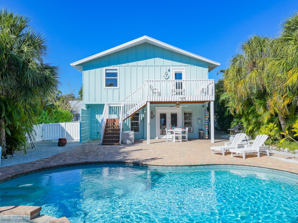 AMI Breeze by AMI Locals