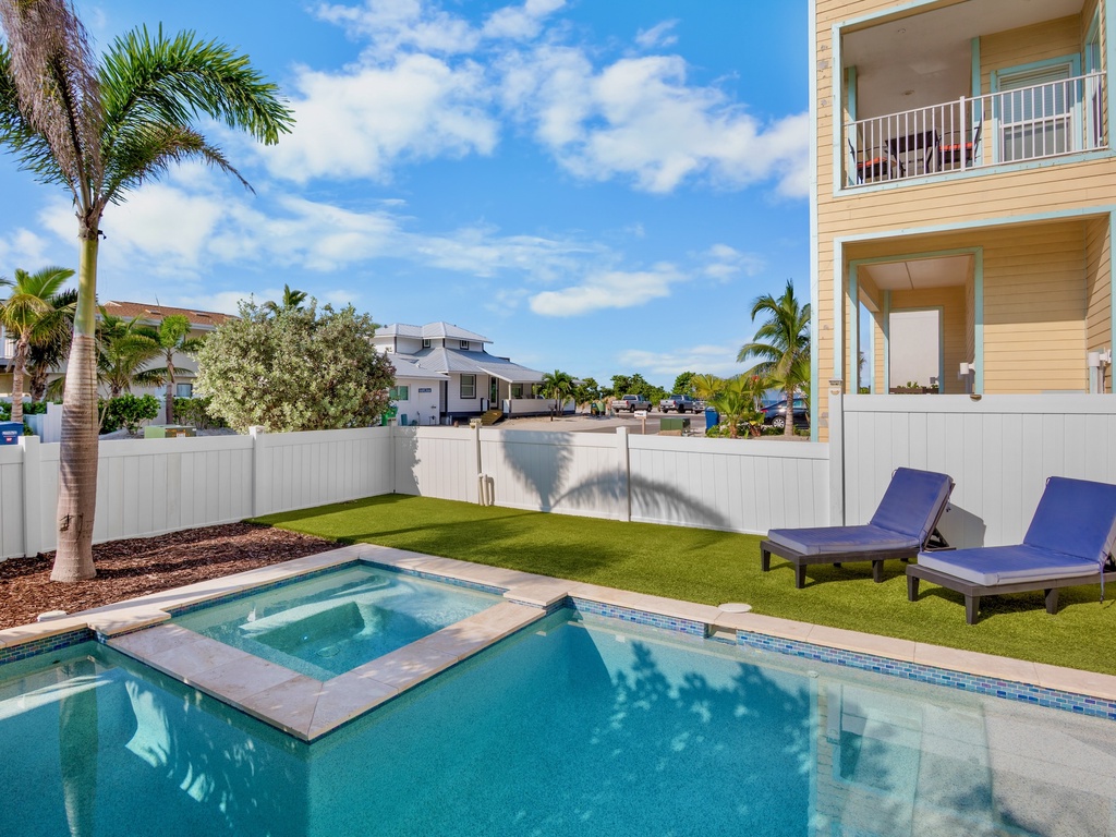 Private Pool and Spa View