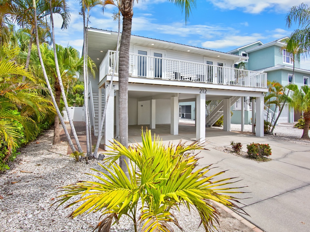 Chardonnay Shores by Anna Maria Island Accommodations