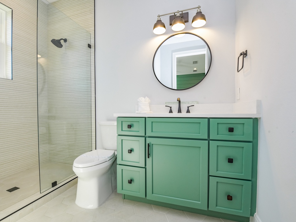 Third Bathroom, Ensuite