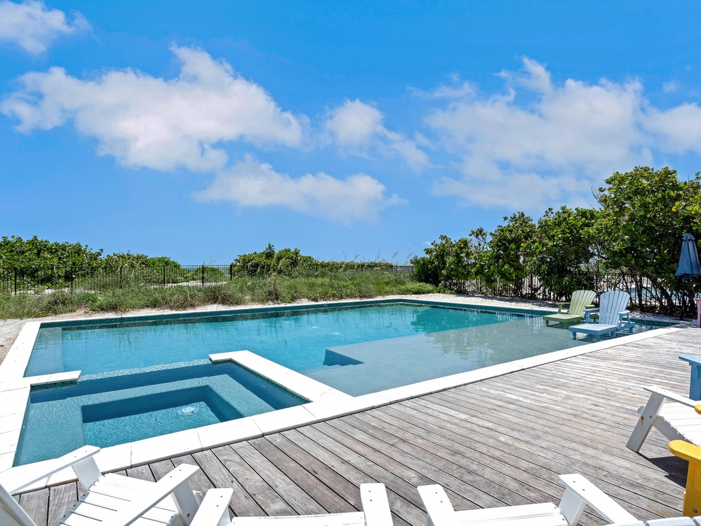 Private Pool and Spa