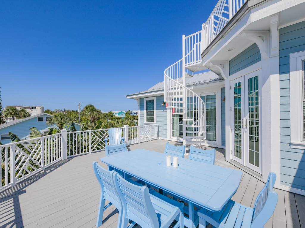 Balcony - Dining