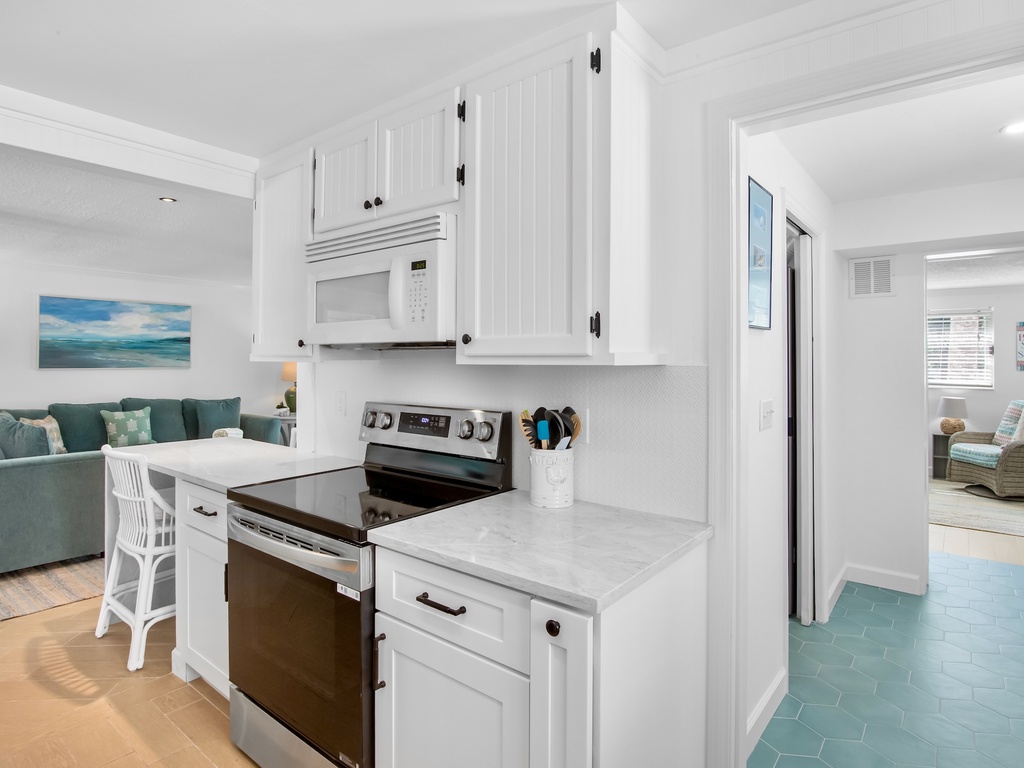 Kitchen Area, Breakfast Bar