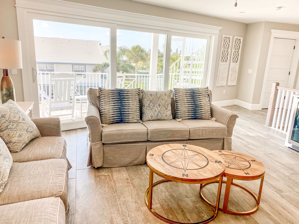 Living Area, Third Floor