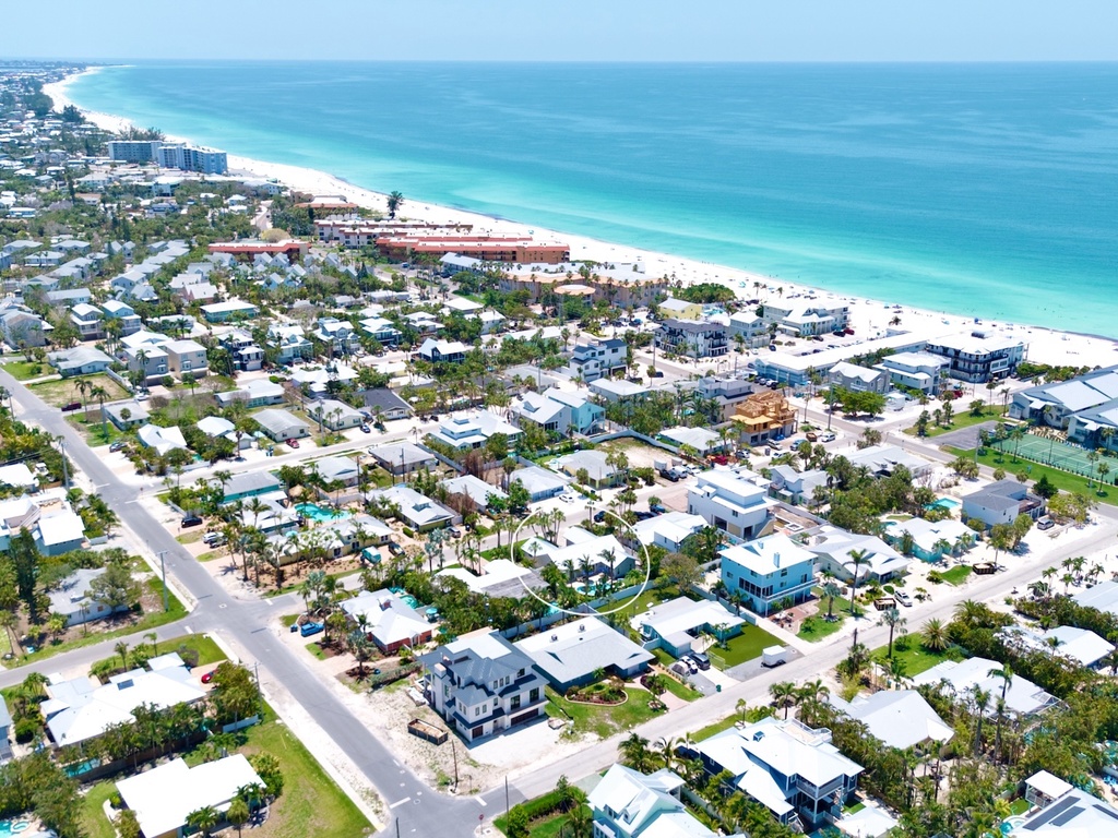 Island Chic by Anna Maria Island Accommodations