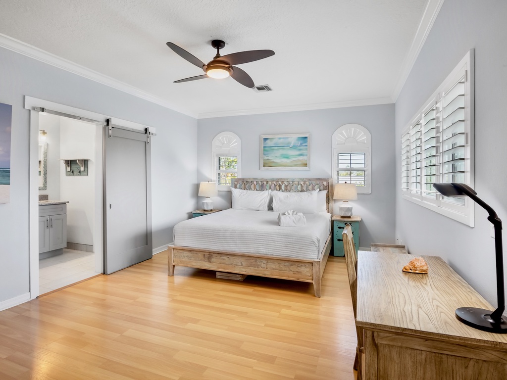 Primary Bedroom, King bed