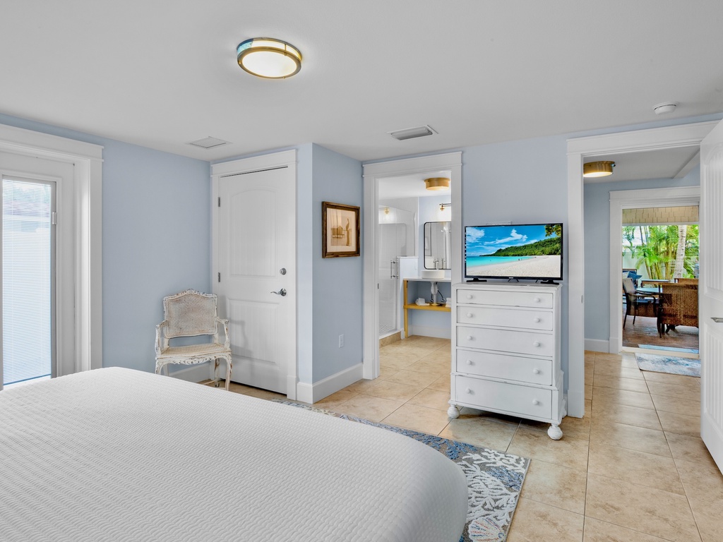Primary Bedroom, King bed and TV
