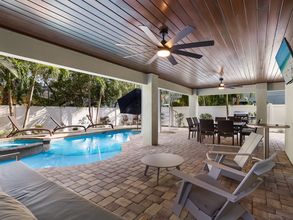 Outdoor plush seating