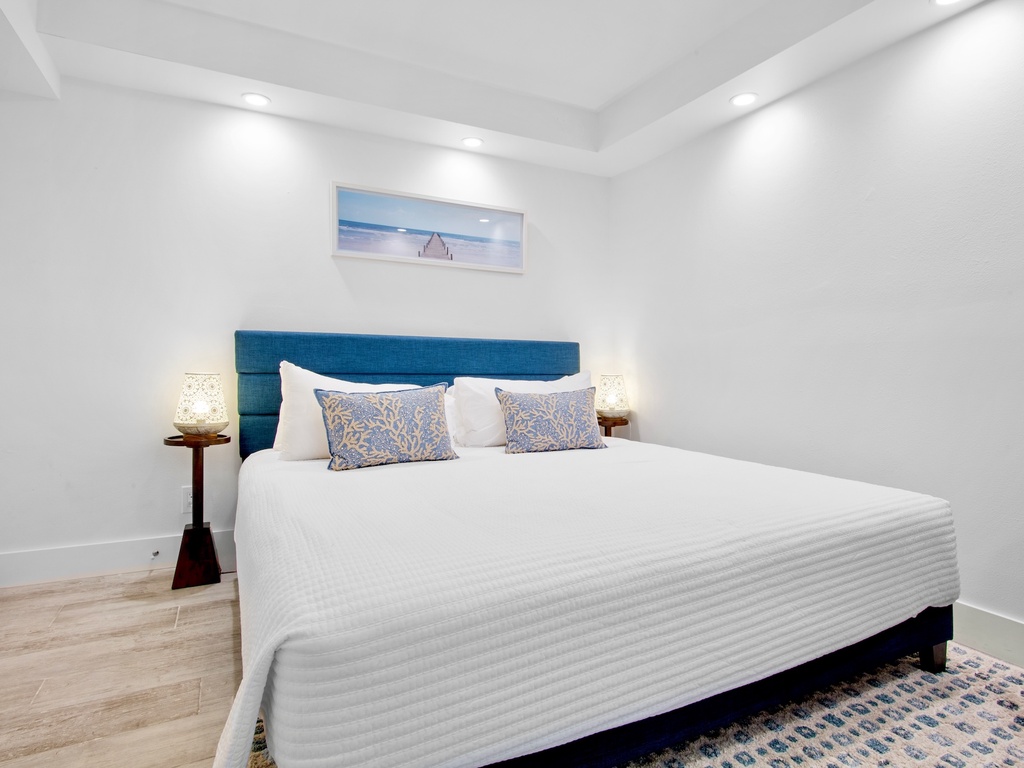 Primary Bedroom, King