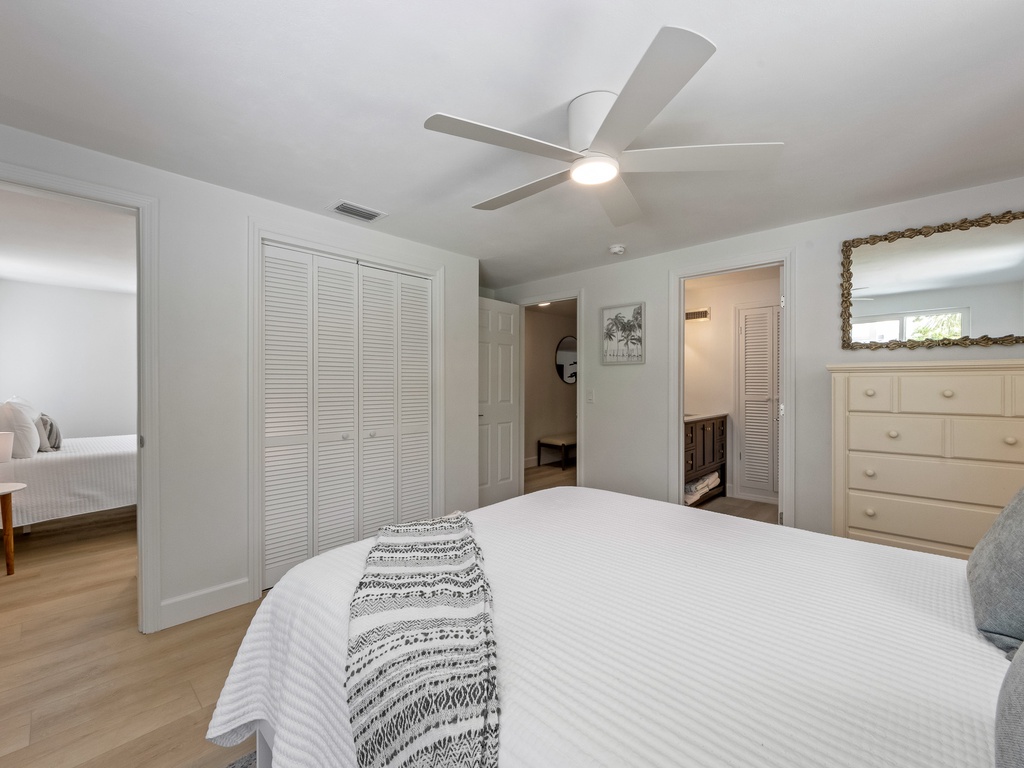 Unit A - Primary Bedroom - Full