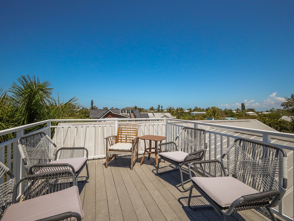 Rooftop Deck