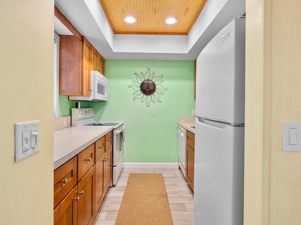 Fully equipped kitchen