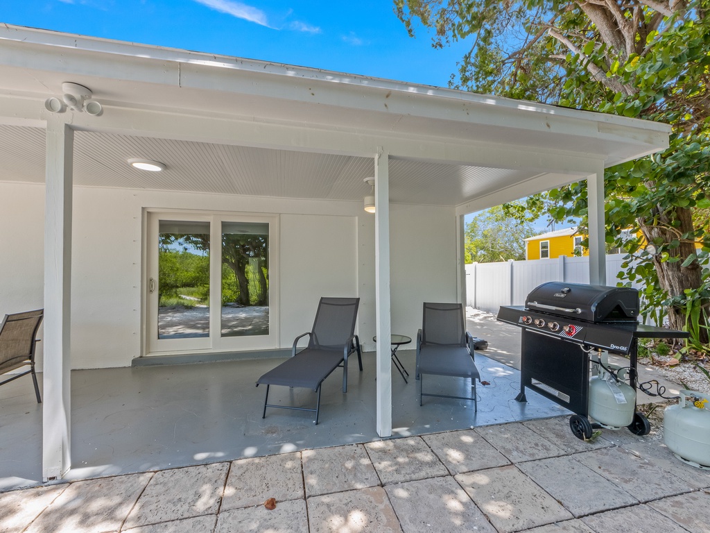 Gulf Breeze Getaway by AMI Locals