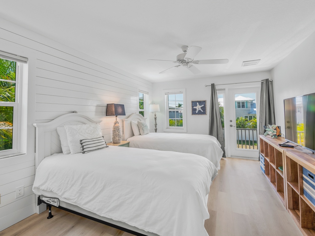 Fourth Bedroom - Two Twins