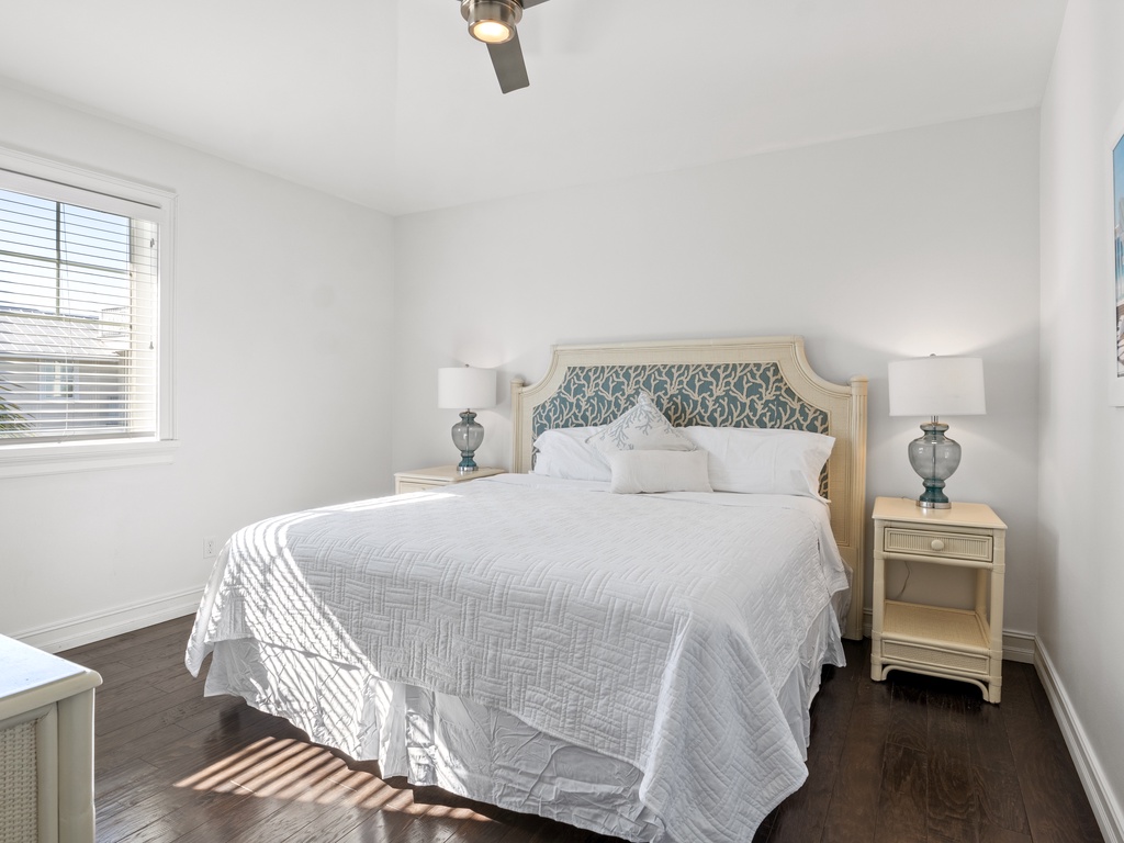 Fourth Bedroom, King