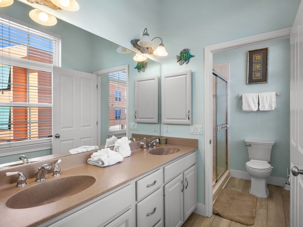 Primary Bathroom, Ensuite