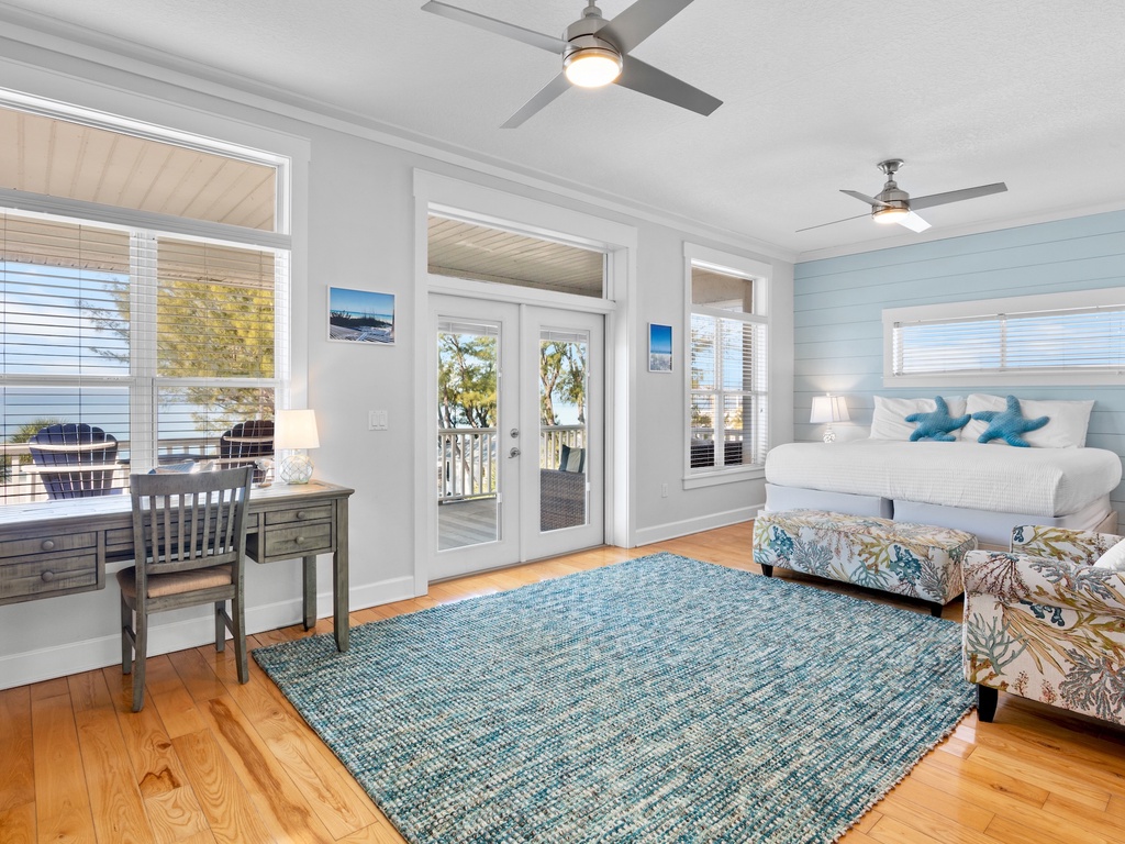 Primary Bedroom, King bed