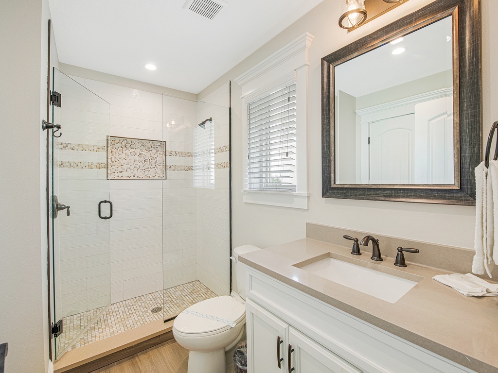 Bright Sink and Mirror Combo