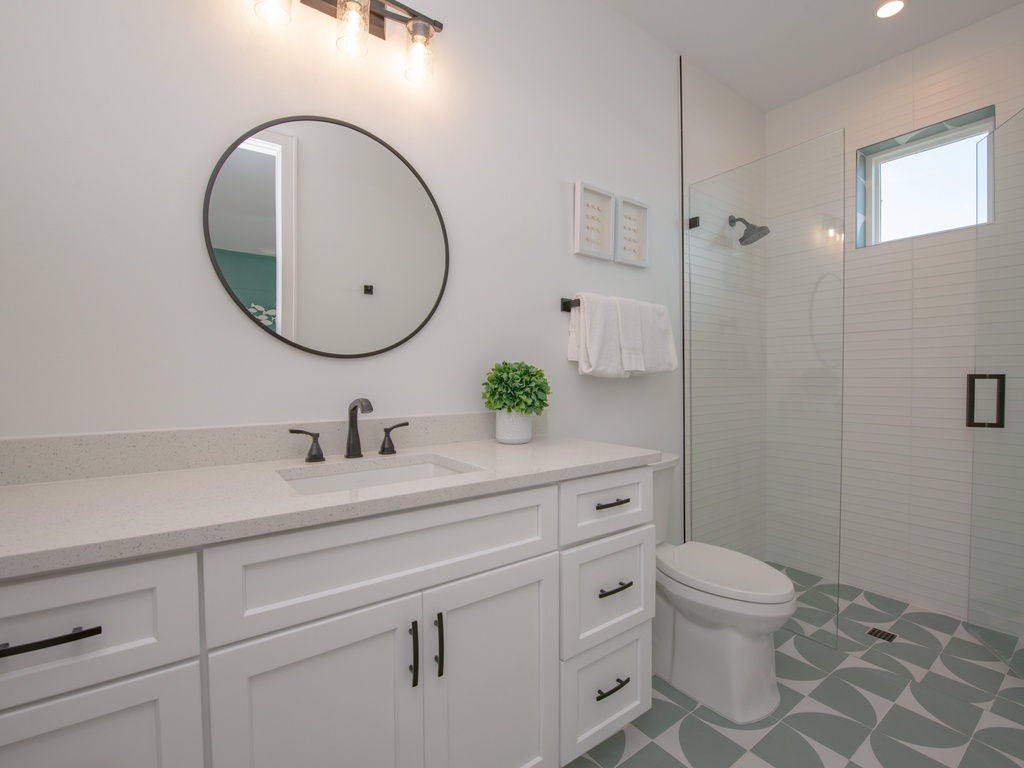 Fifth Bathroom - Ensuite